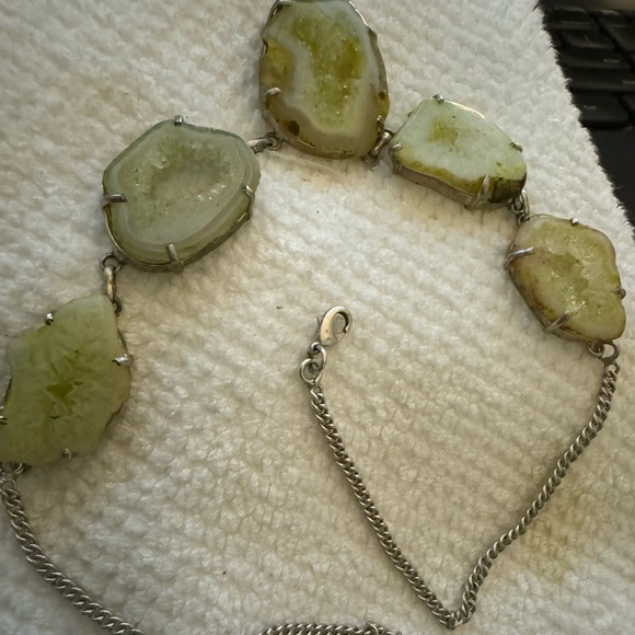 Stone necklace - Picture 2 of 5